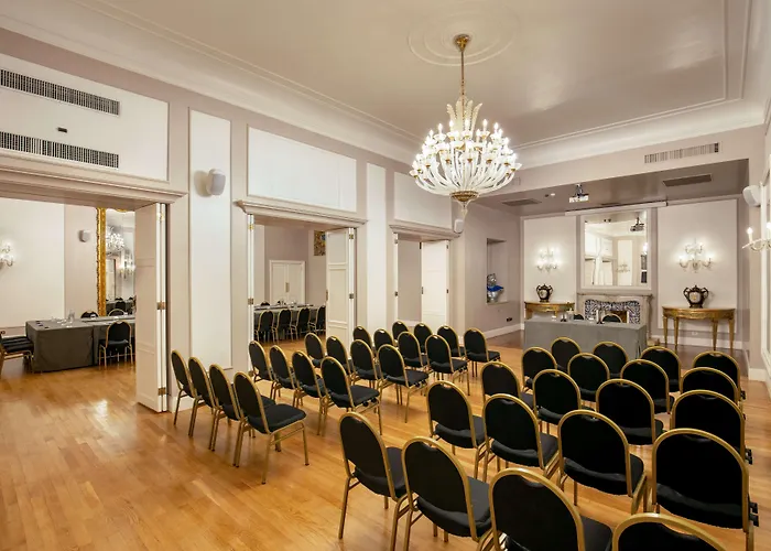 Savoy Otel 4*